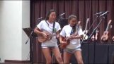 Piger med ukulele