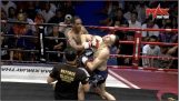 Doble caída en la lucha Muay Thai