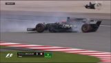 Авария в Формуле 1 с желобом колпачка