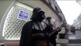 Darth Vader mit einem balalaika