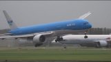Los fuertes vientos ponen en peligro el aterrizaje de un Boeing 777