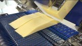 Автоматична машина за рязане на сирене и бекон