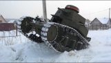 Team van ingenieurs in Rusland produceert één-persoons strijdwagen