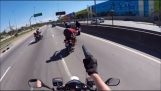Погони полиции с мотоциклами в Бразилии
