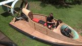 Um australiano construiu para si um hovercraft voando