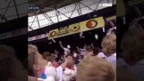 Прелепа тренутак у фудбалске утакмице (Холандија)