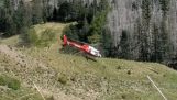 Gefährliche Landung eines Hubschraubers Krankenhaus