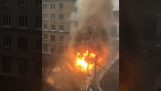 Explosion of oxygen cylinders due to fire