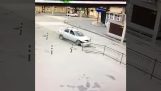 Drunk driver completely destroys his car