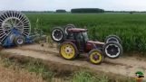 Tractor with lifting mechanism